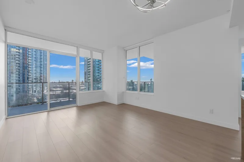 805 6288 CASSIE AVENUE - photo 4 of 21