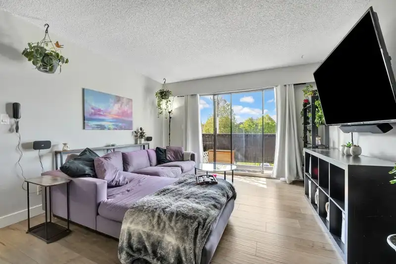 205 2425 SHAUGHNESSY STREET - photo 3 of 19