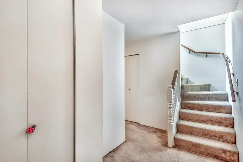 303 737 HAMILTON STREET - photo 3 of 21