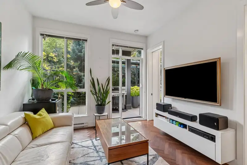 104 14968 101A AVENUE - photo 1 of 34