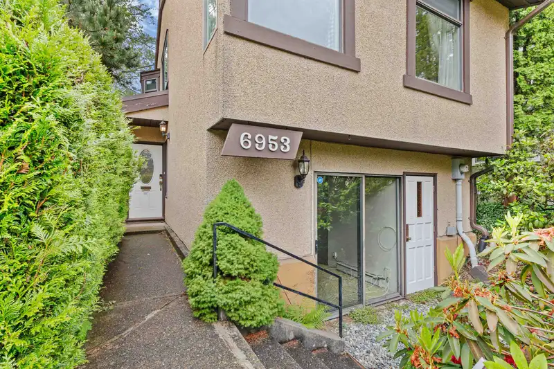 6953 LA SALLE STREET - photo 2 of 10