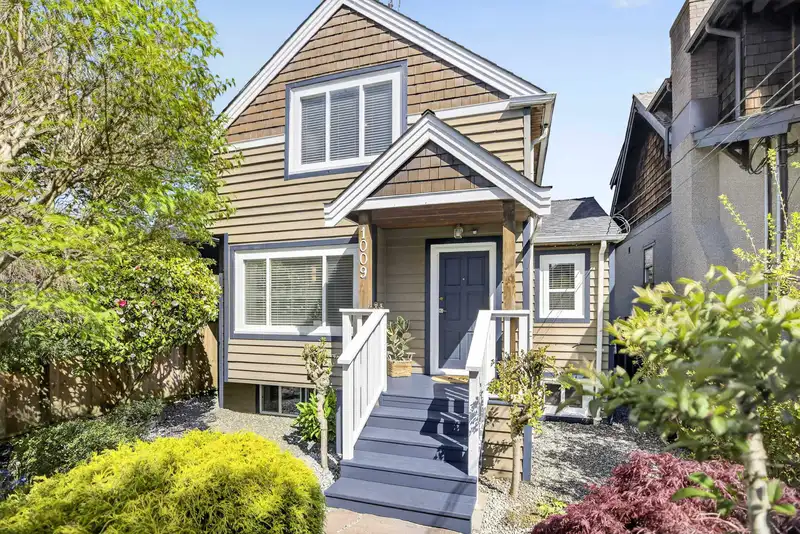 1009 E 14TH AVENUE - photo 1 of 40
