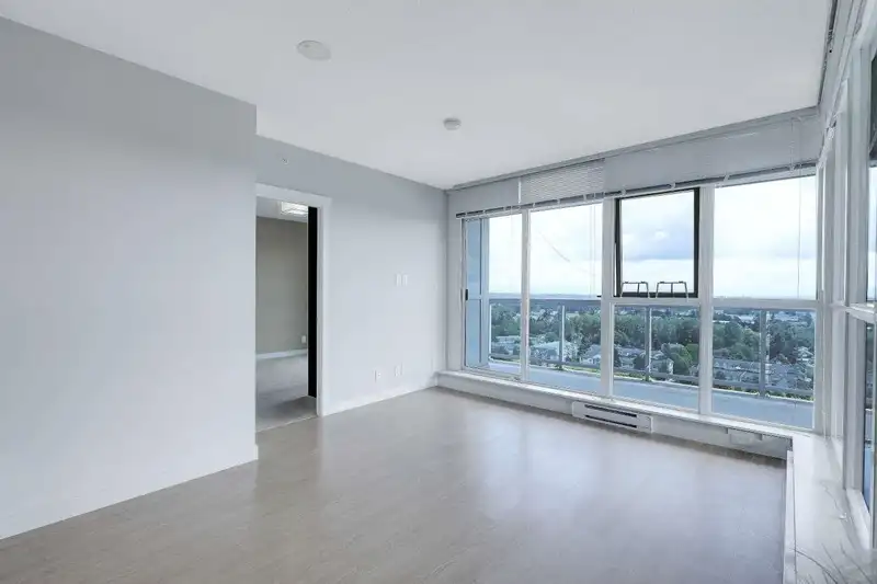 1908 11967 80 AVENUE - photo 3 of 32