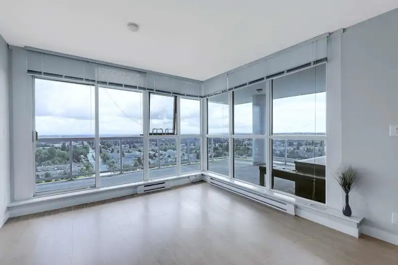 1908 11967 80 AVENUE - photo 4 of 32