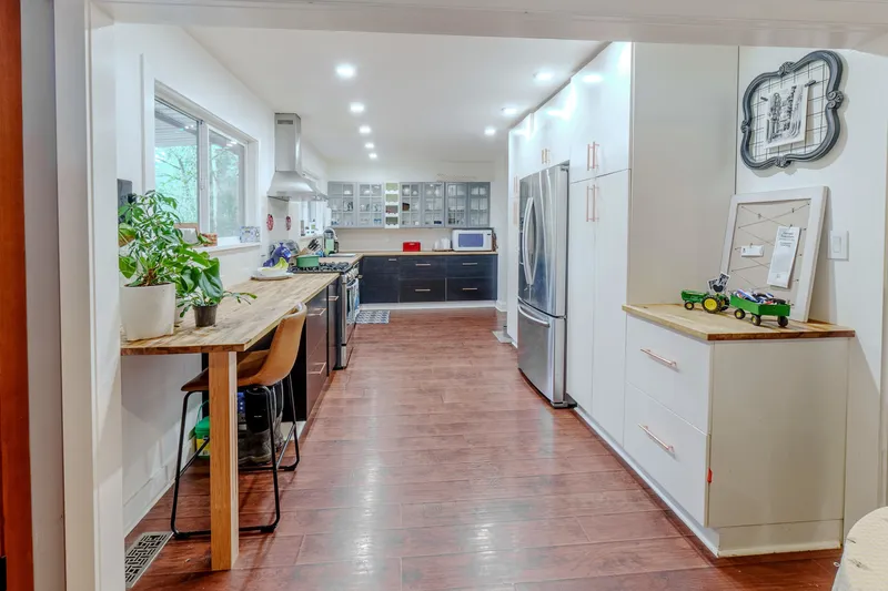 8630 FOOTE STREET - photo 4 of 25