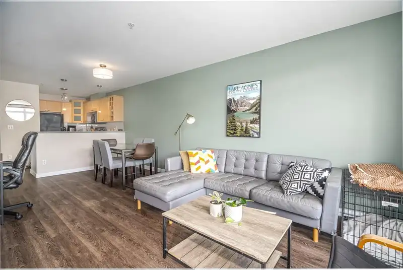 305 3122 ST. JOHNS STREET - photo 3 of 27