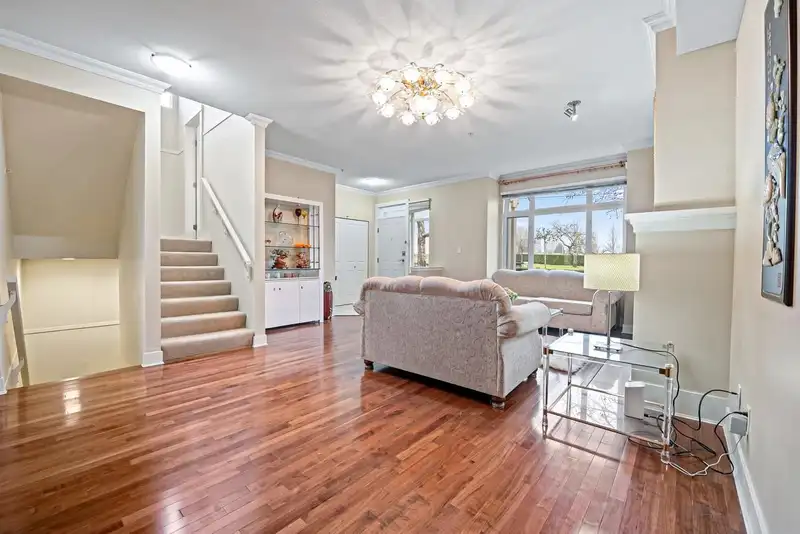 7465 LAUREL STREET - photo 2 of 23