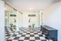 348 SEAFORTH CRESCENT - thumbnail 37