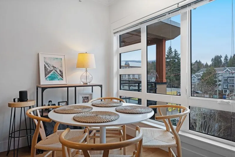 403 857 W 15TH STREET - photo 4 of 22