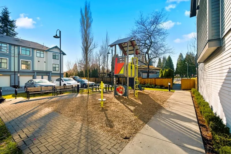 701 2267 MCKENZIE ROAD - photo 4 of 25