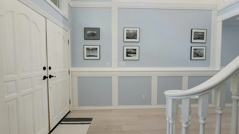 14937 BLACKWOOD LANE - photo 2 of 25