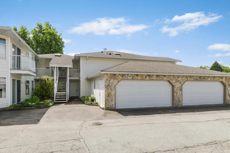 228 7156 121 STREET - photo 2 of 25