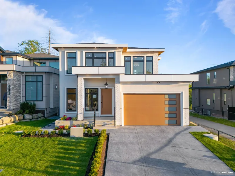 15448 76B AVENUE - photo 1 of 25