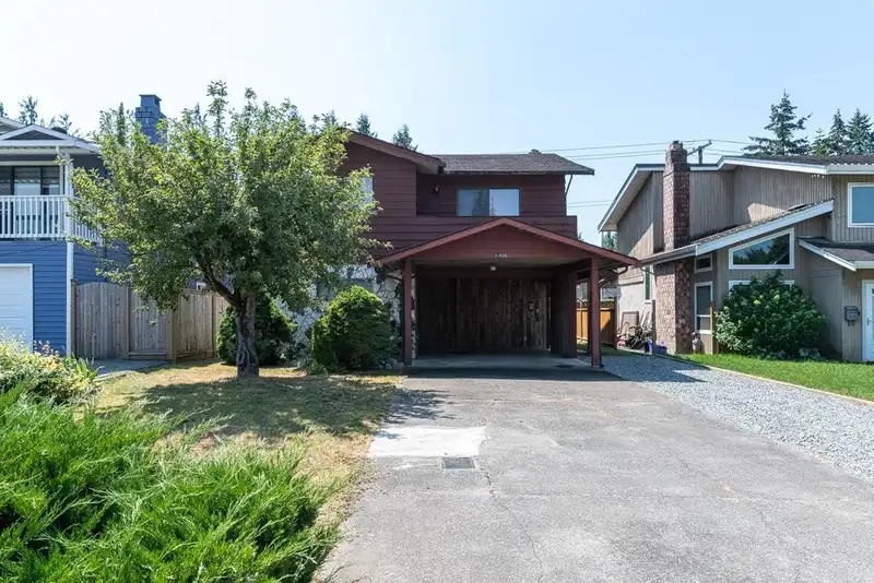 31920 SATURNA CRESCENT - photo 2 of 24