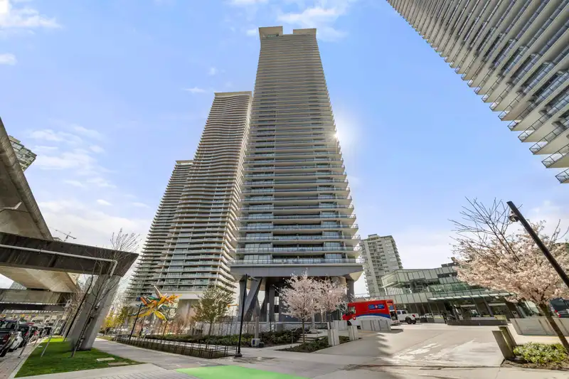 1010 4730 LOUGHEED HIGHWAY - photo 1 of 38