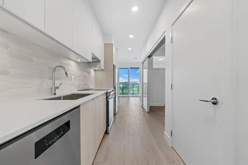 311 2499 RABBIT DRIVE - photo 2 of 39
