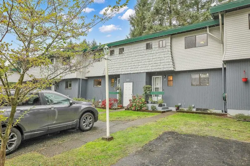 15 10880 152 STREET - photo 1 of 25