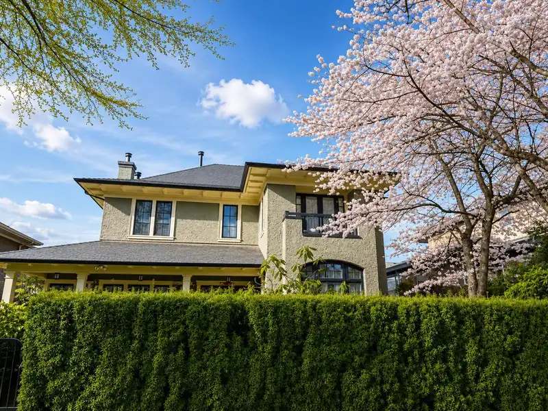 2599 W 36TH AVENUE - photo 2 of 40