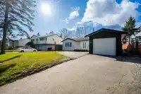 6229 174B STREET - thumbnail 4