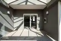 304 5489 201 STREET - thumbnail 2