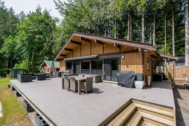 1680 COLUMBIA VALLEY ROAD - photo 4 of 25