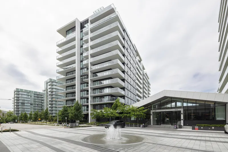 514 6811 PEARSON WAY - photo 2 of 25