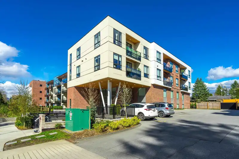 211 12320 222 STREET - photo 1 of 35