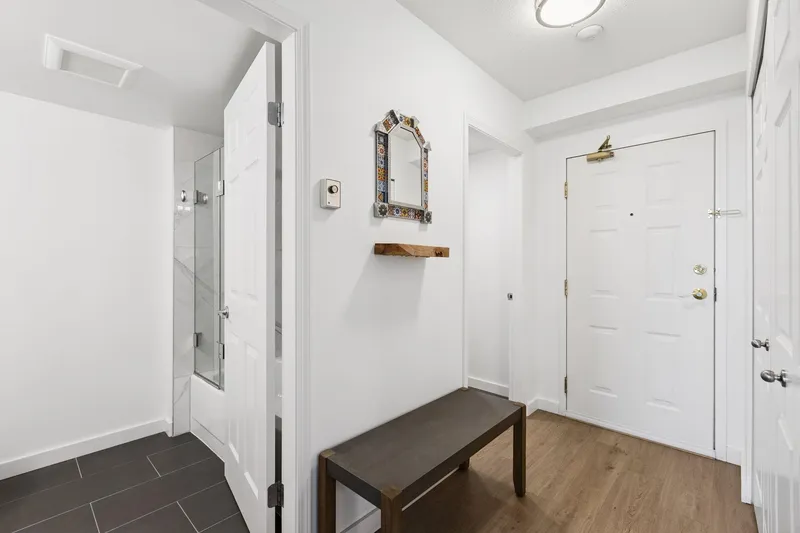 503 4160 ALBERT STREET - photo 2 of 19