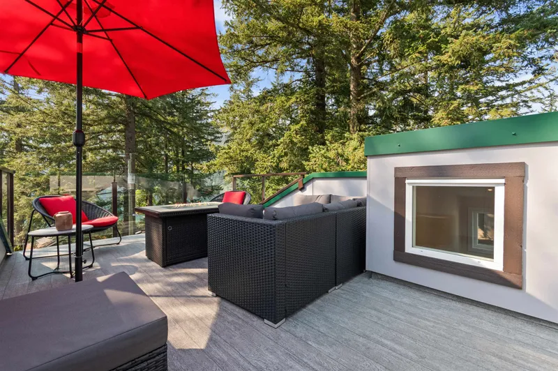 262 FIRST AVENUE - photo 2 of 25