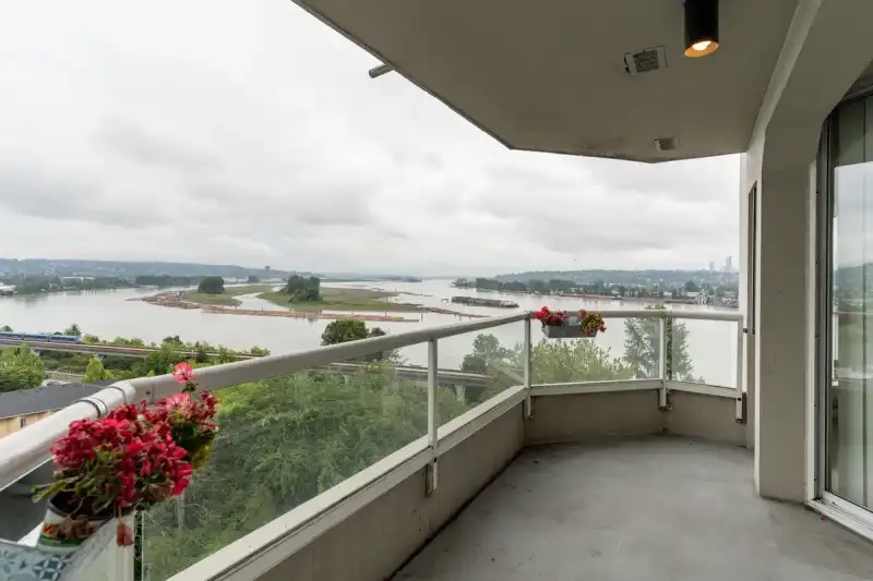 903 69 JAMIESON COURT - photo 1 of 33