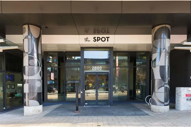 909 2888 CAMBIE STREET - photo 3 of 25