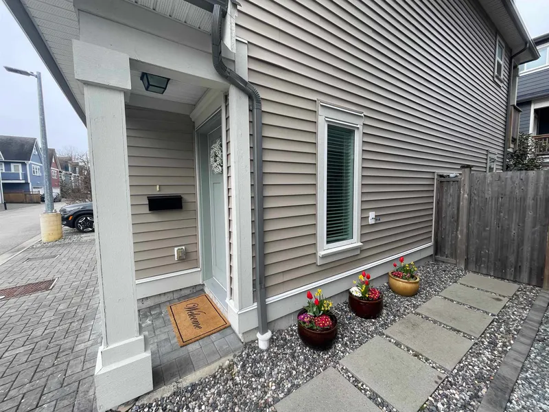 4851 ELLIS LANE - photo 2 of 25