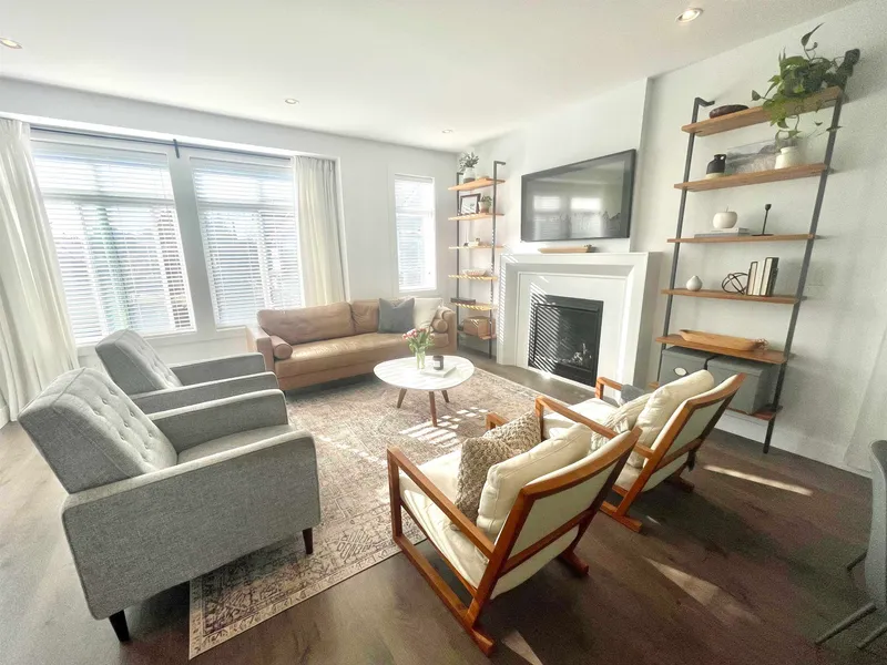 4851 ELLIS LANE - photo 3 of 25