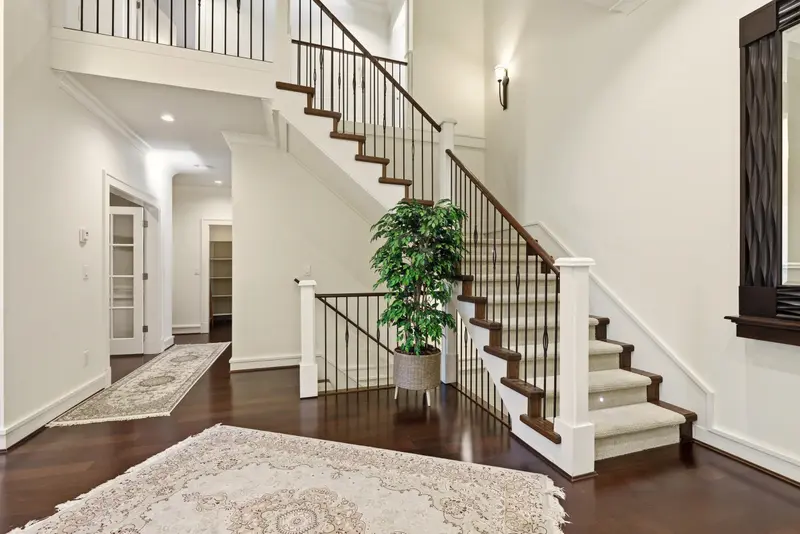 1017 CANYON BOULEVARD - photo 3 of 25