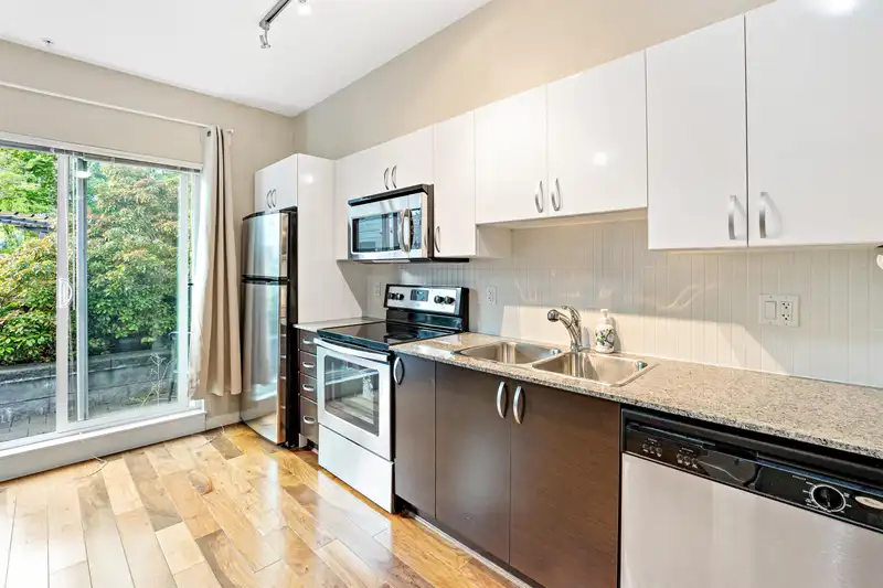 113 13728 108 AVENUE - photo 4 of 23