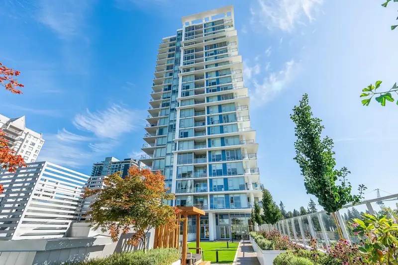 1004 555 SYDNEY AVENUE - photo 2 of 12
