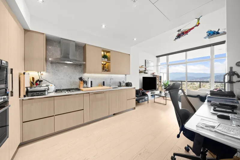 4406 4720 LOUGHEED HIGHWAY - photo 2 of 25