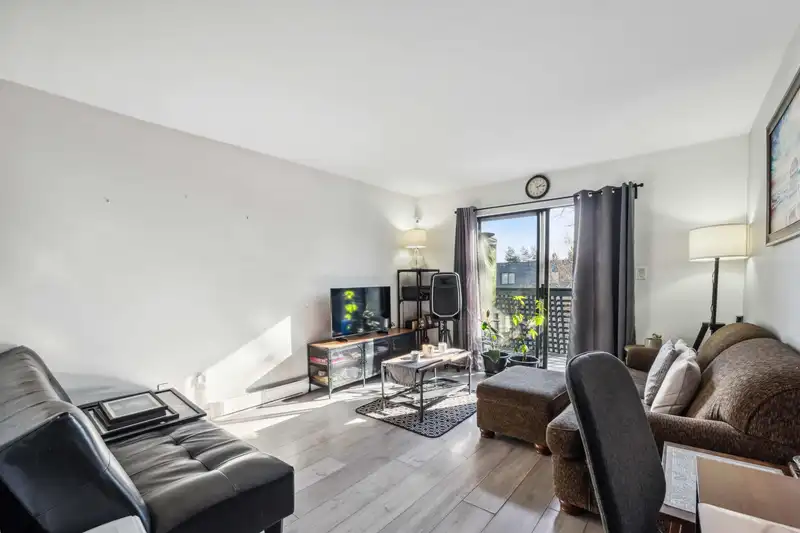 311 5906 176A STREET - photo 1 of 20