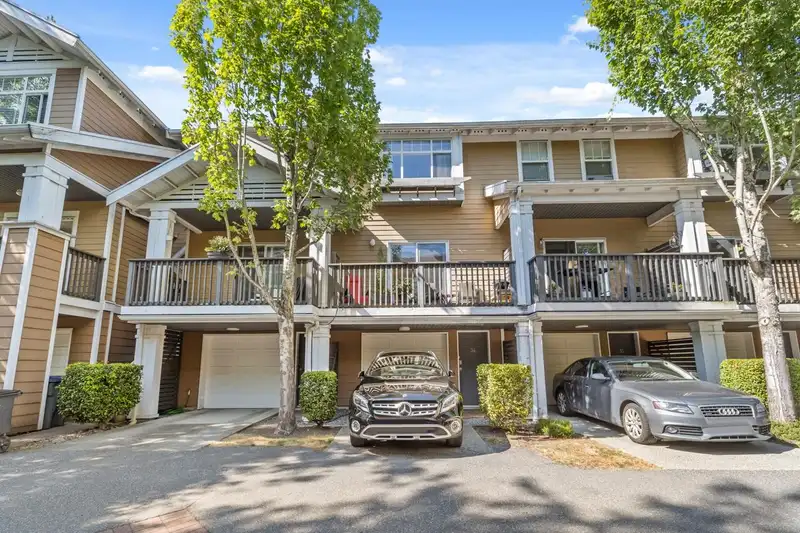 34 15233 34 AVENUE - photo 3 of 40