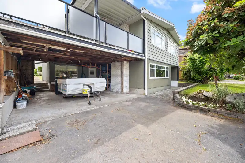 1530 SHERLOCK AVENUE - photo 4 of 40
