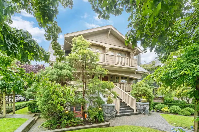 2506 W 8TH AVENUE - photo 1 of 22