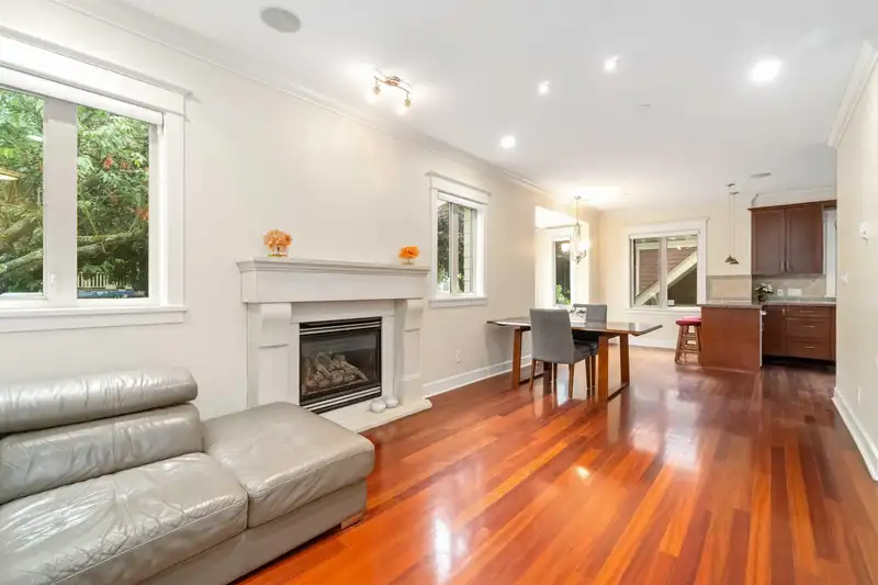 2506 W 8TH AVENUE - photo 4 of 22