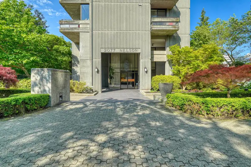 1201 2077 NELSON STREET - photo 4 of 28
