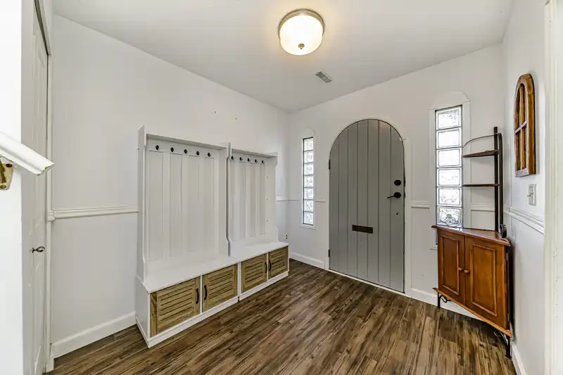 24830 118A AVENUE - photo 3 of 40