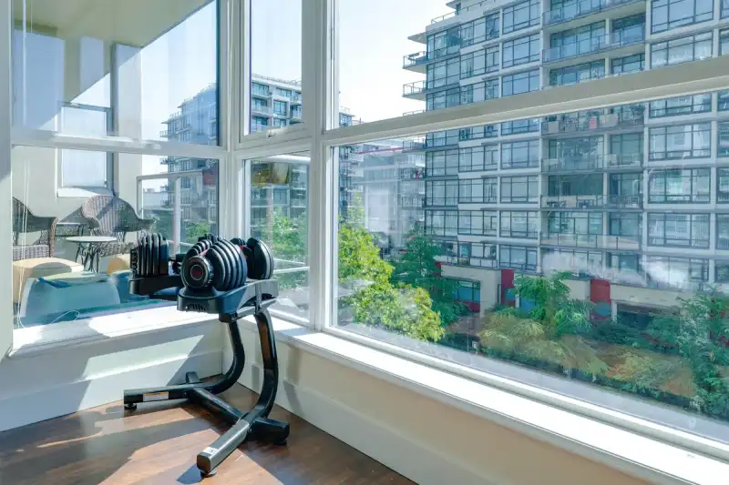 508 168 EAST ESPLANADE - photo 1 of 28