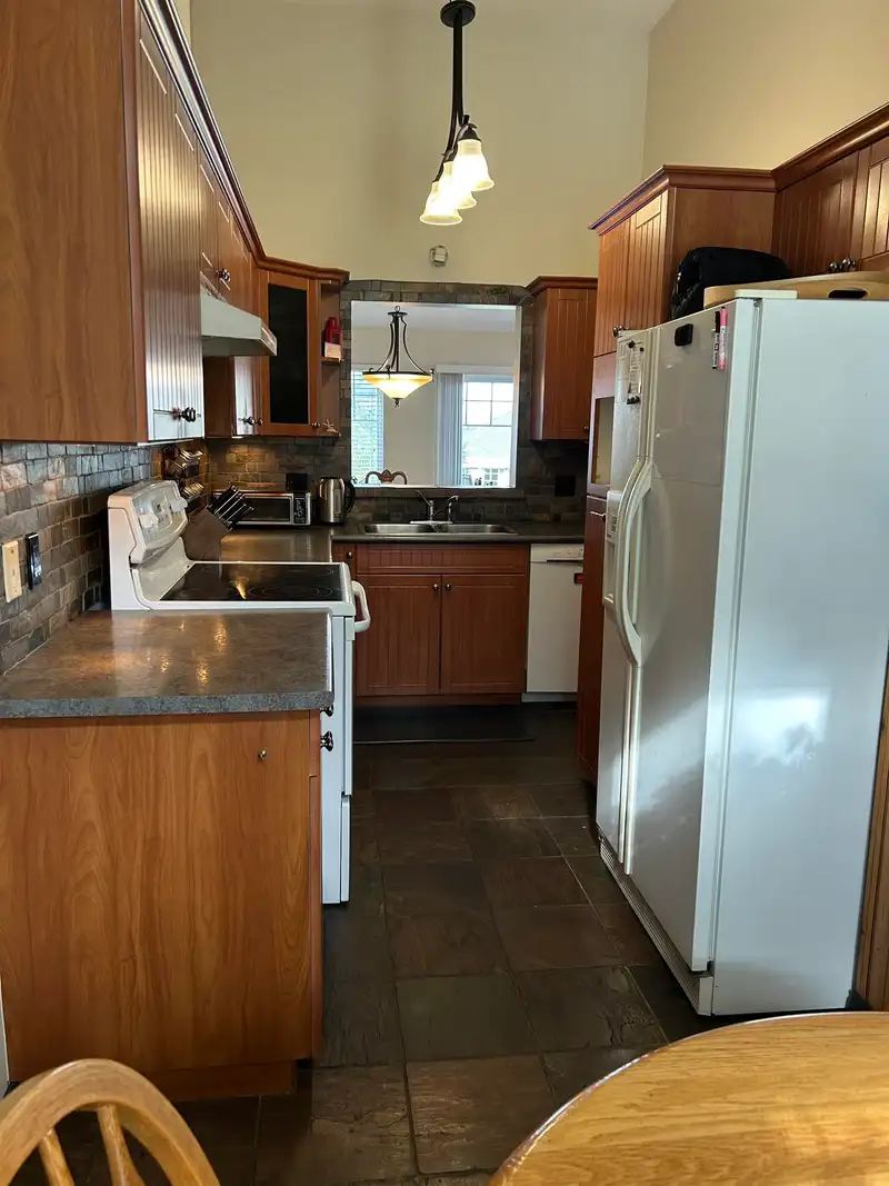 61 20788 87 AVENUE - photo 3 of 39