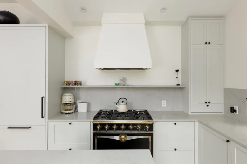 2502 W 33RD AVENUE - photo 4 of 19