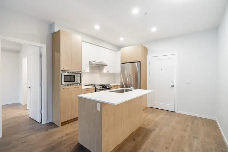 315 3317 148TH STREET - photo 1 of 29
