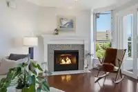 304 1490 PENNYFARTHING DRIVE - thumbnail 4