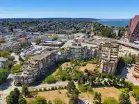 304 1490 PENNYFARTHING DRIVE - thumbnail 31